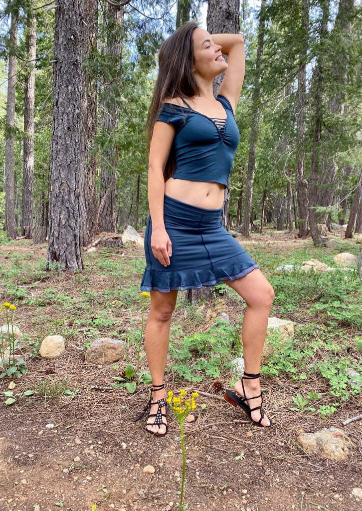 SUNDARI SHORT SKIRT WITH SILK