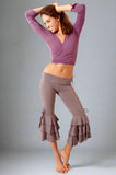 RUFFLE CAPRI'S