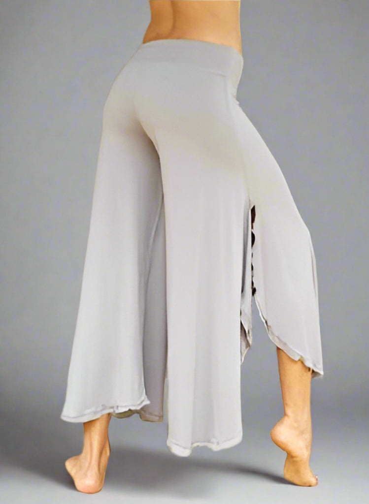 SUNDARI CAPRI PANTS WITH SILK - New Design!